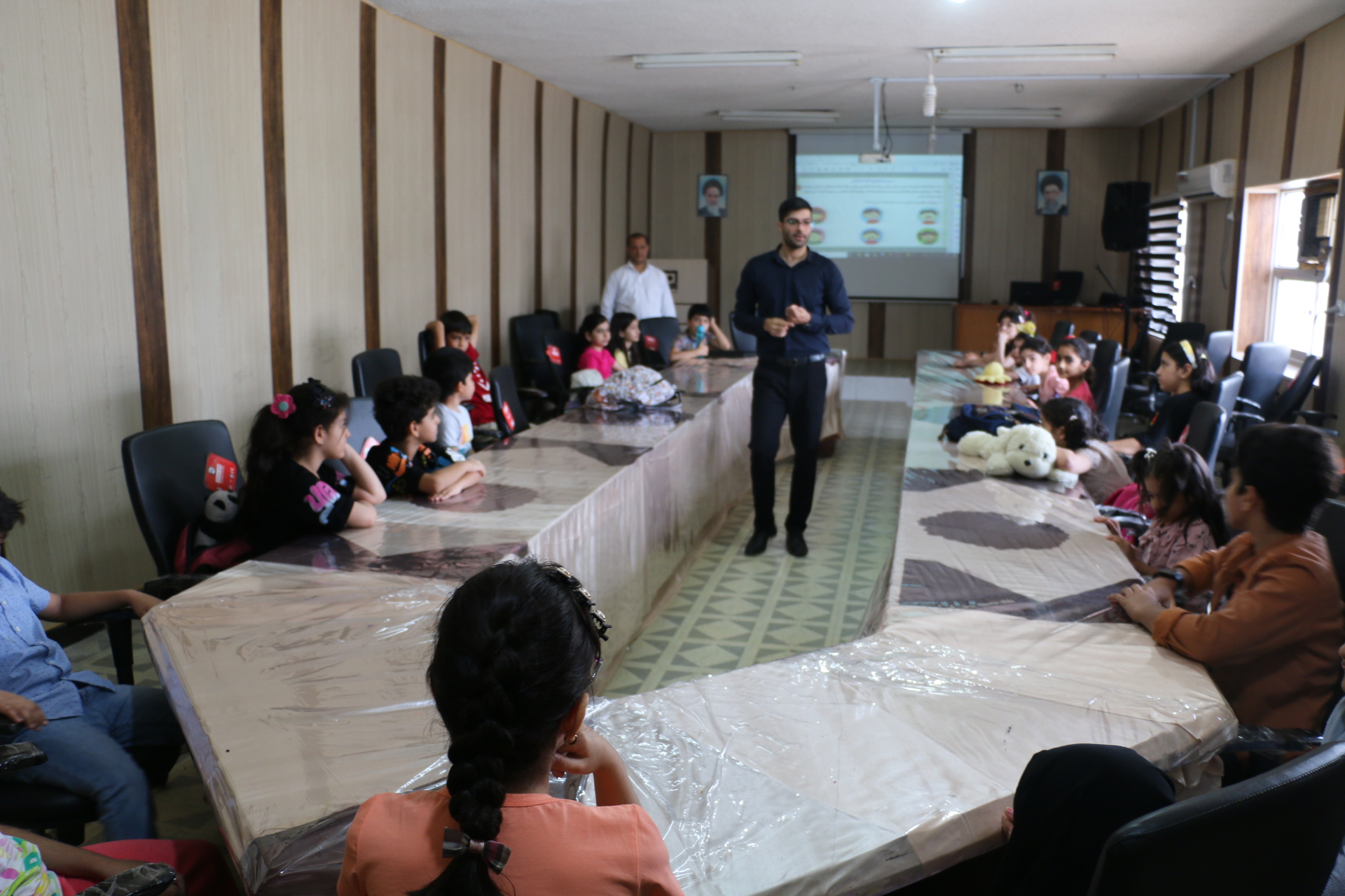 برگزاری کارگاه عملی هوش هیجانی به همت معاونت فرهنگی و اجتماعی دانشگاه هرمزگان + تصاویر